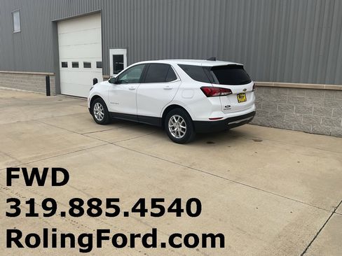 Used 2022 Chevrolet Equinox LT image 3