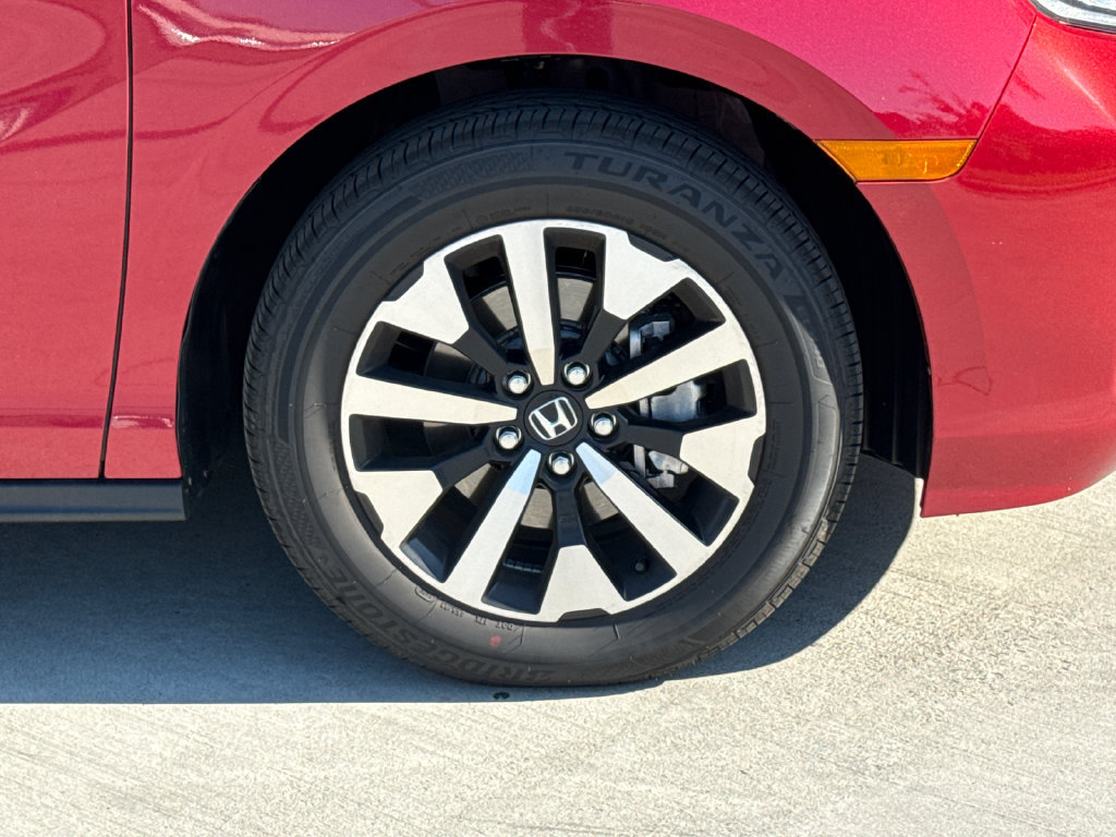 Used 2026 Honda Odyssey EX-L image 11