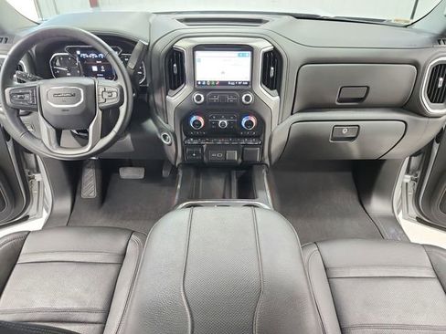 Used 2023 GMC Sierra 3500 Denali w/ Denali Ultimate Package AWD/4WD image 26