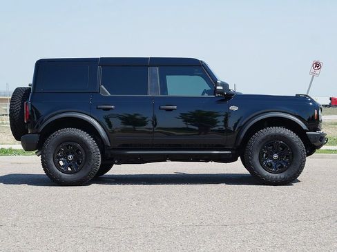 Used 2024 Ford Bronco Wildtrak AWD/4WD image 7