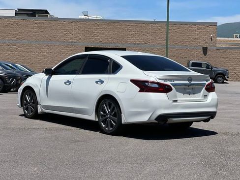 Used 2018 Nissan Altima 2.5 SR w/ SR Special Edition FWD image 5