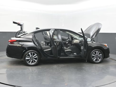 Used 2021 Nissan Versa SV FWD image 45