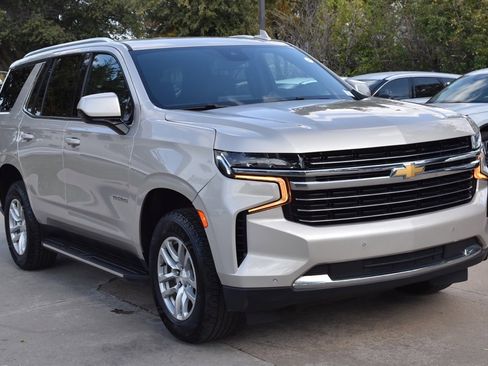 Used 2023 Chevrolet Tahoe LT image 4