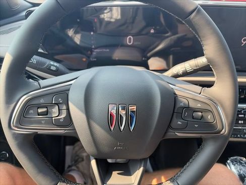 New 2026 Buick Envista Avenir FWD image 21