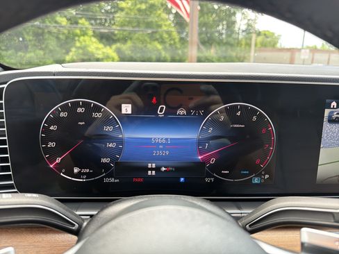 Used 2025 Mercedes-Benz GLS 450 4MATIC image 19