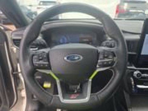 Used 2024 Ford Explorer ST w/ Equipment Group 401A AWD/4WD image 9