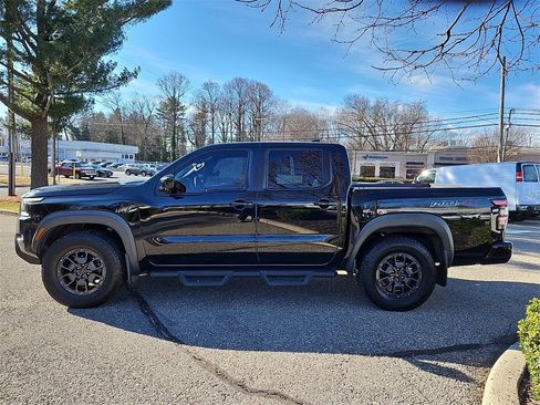 Used 2022 Nissan Frontier PRO-4X w/ Pro-4X Premium Package image 5