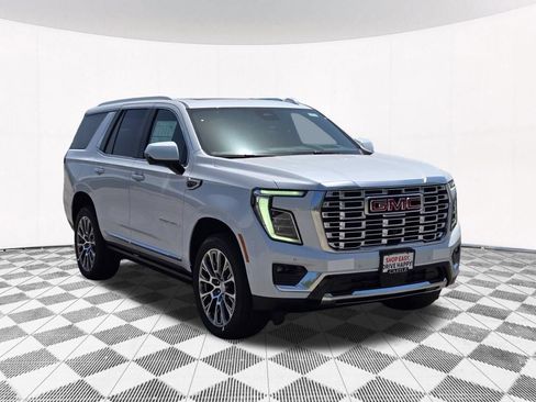New 2026 GMC Yukon Denali w/ Sun & Power Step Package AWD/4WD image 11