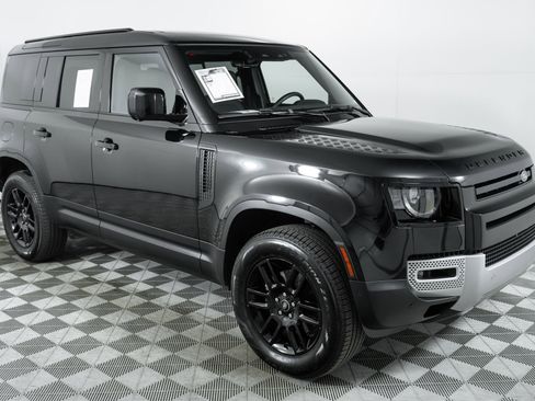 Used 2025 Land Rover Defender 110 S image 63