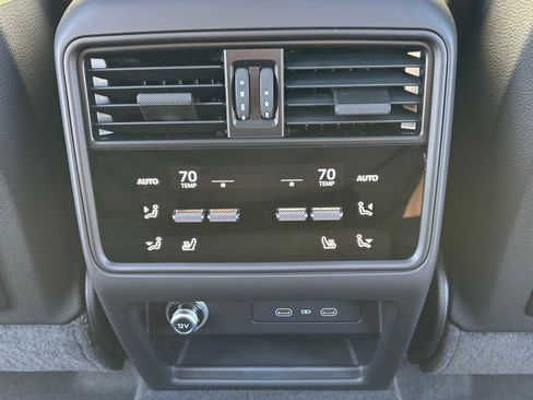 New 2026 Porsche Cayenne GTS image 6