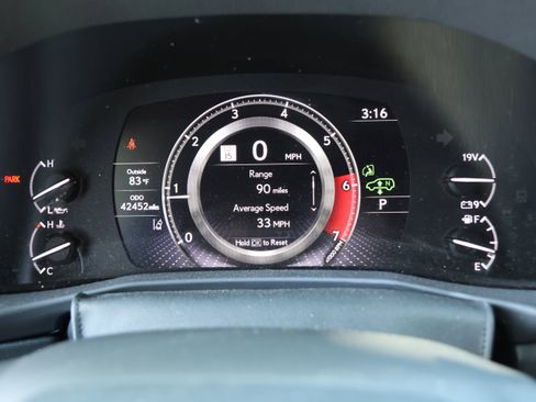 Used 2022 Lexus LX 600 4WD w/ Appearance Package image 21