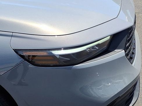 Used 2025 Honda Accord Sport image 30