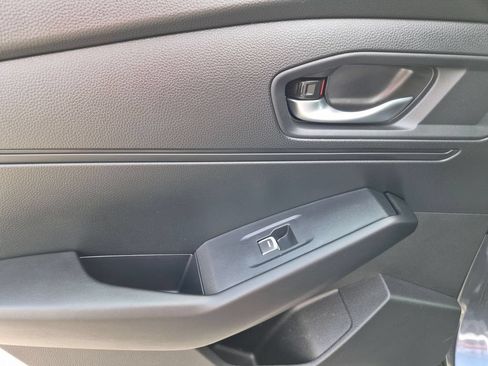 Used 2025 Honda Accord LX image 25