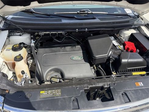 Used 2013 Ford Edge SE image 24