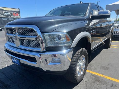 Used 2017 RAM 2500 Laramie w/ Convenience Group AWD/4WD image 8