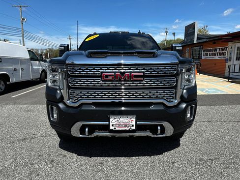 Used 2020 GMC Sierra 2500 Denali w/ Denali Ultimate Package image 2