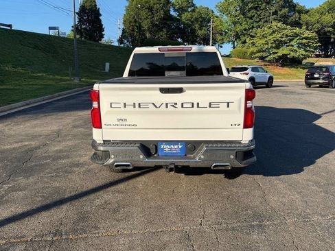 Used 2020 Chevrolet Silverado 1500 LTZ w/ LTZ Premium Package AWD/4WD image 6