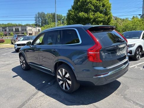 Used 2025 Volvo XC90 T8 Plus w/ Protection Package Premier AWD/4WD image 6