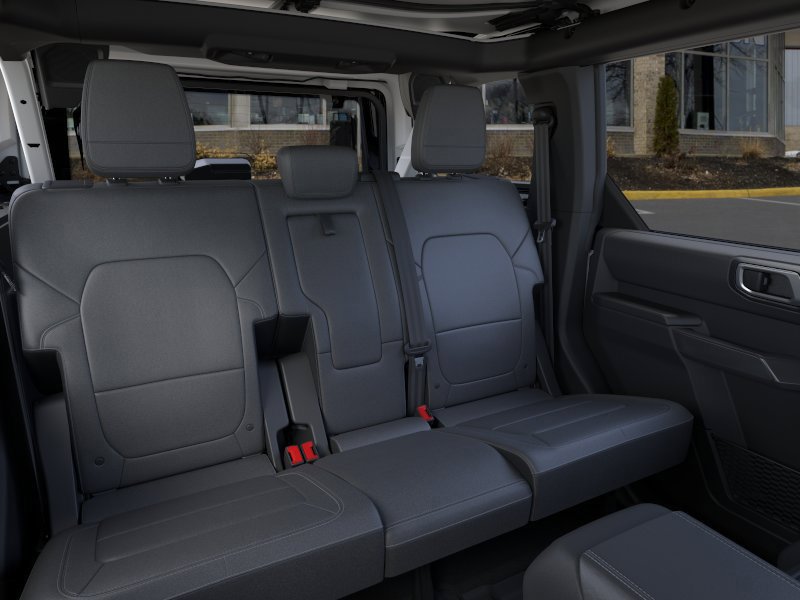 Used 2026 Ford Bronco Outer Banks AWD/4WD image 13