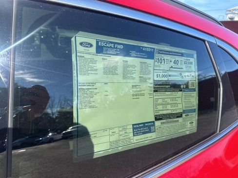 New 2026 Ford Escape SE w/ PHEV Premium Package FWD image 36