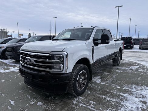Used 2024 Ford F350 King Ranch image 4