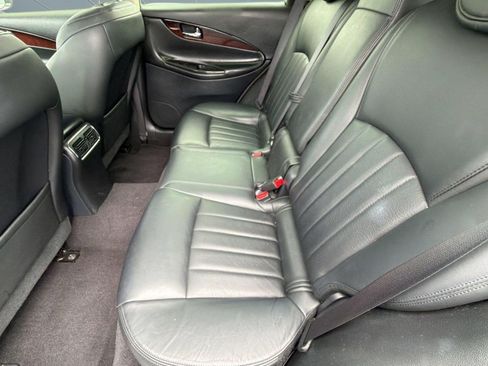 Used 2017 INFINITI QX50 2WD w/ Premium Plus Package image 23