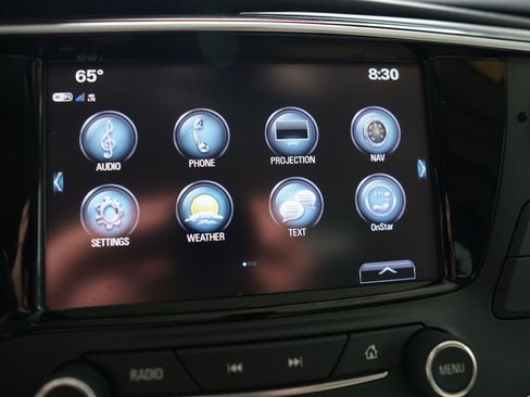 Used 2020 Buick Envision Essence w/ Experience Buick Package AWD/4WD image 29