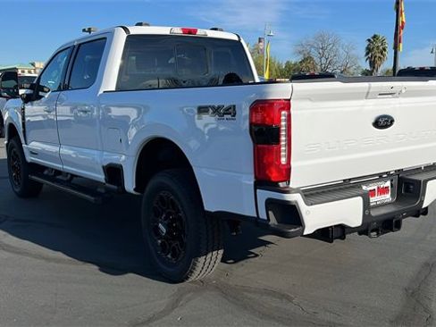 New 2025 Ford F250 Lariat w/ Black Appearance Package image 7