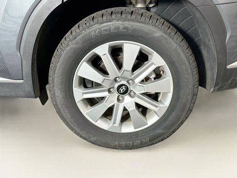 Used 2025 Hyundai Palisade SEL FWD image 11