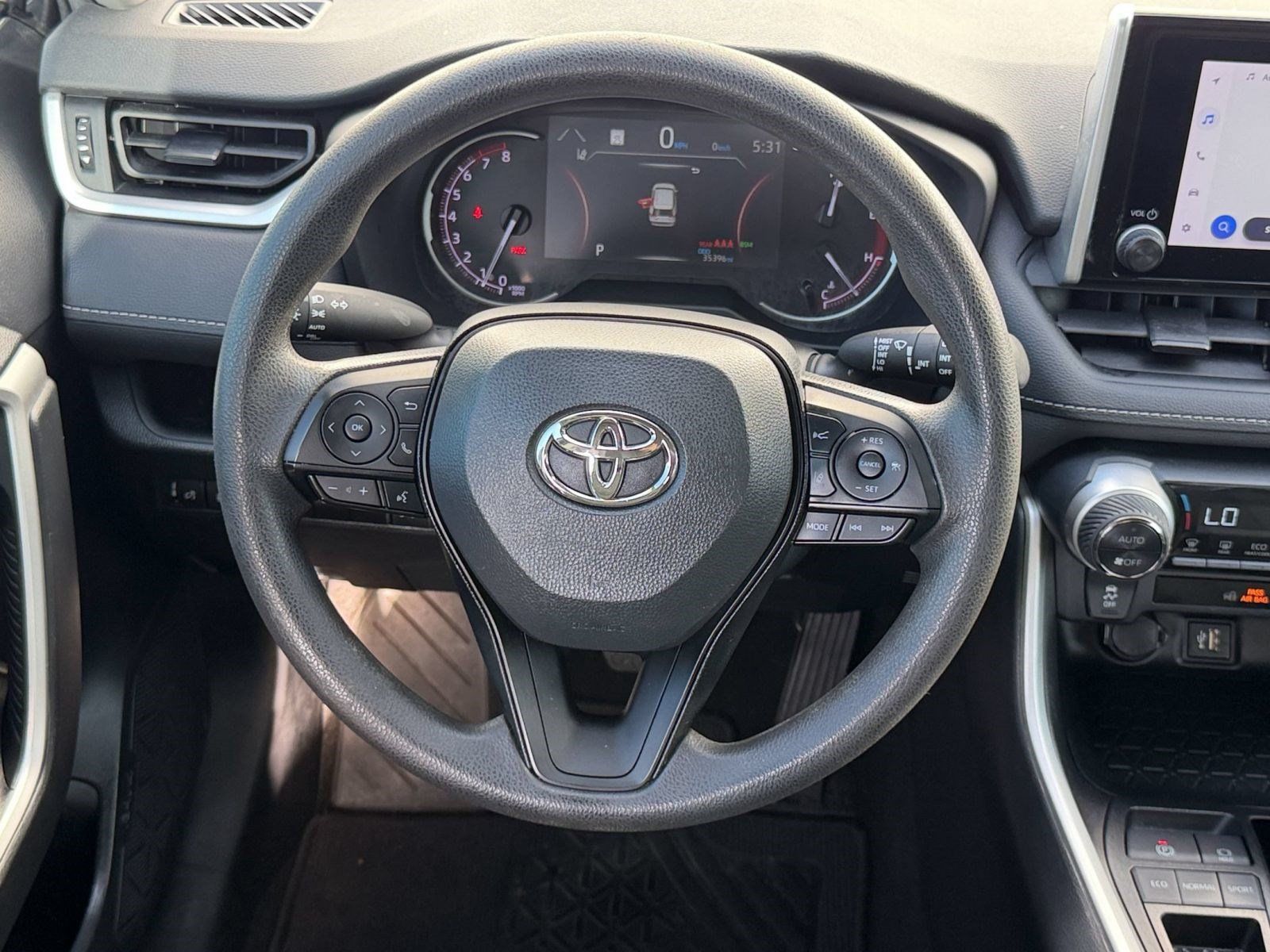 Used 2023 Toyota RAV4 XLE w/ Convenience Package FWD image 11