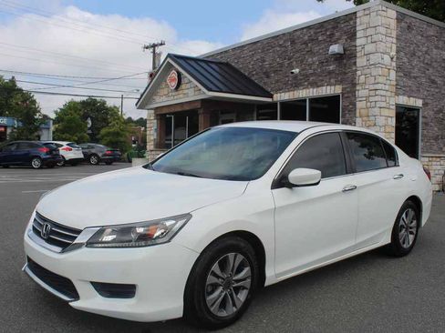 Used 2015 Honda Accord LX image 1