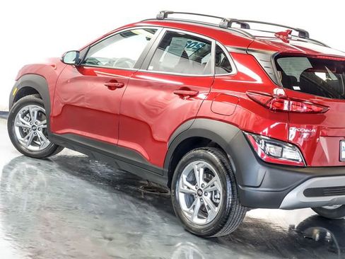 Used 2023 Hyundai Kona SEL AWD/4WD image 11