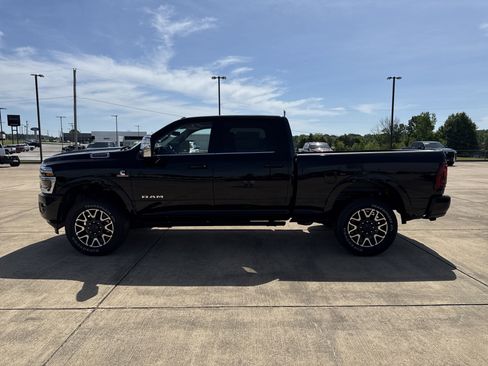 New 2025 RAM 2500 Limited image 4