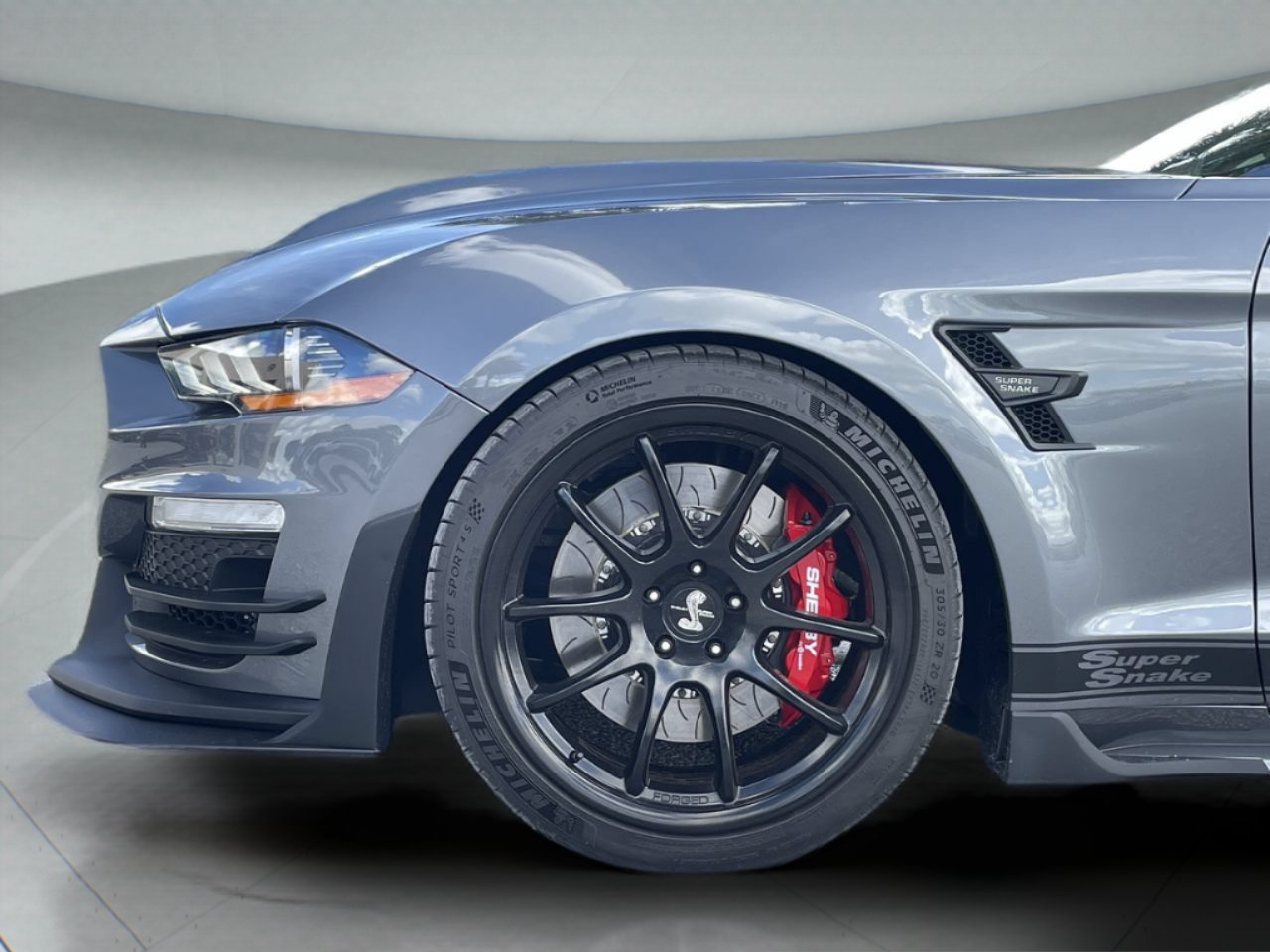 Used 2021 Ford Mustang GT Premium w/ GT Performance Package RWD image 34