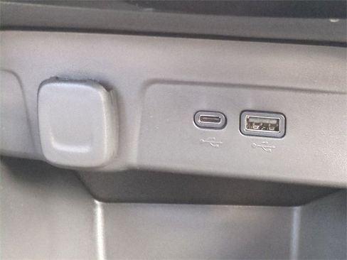 New 2026 Chevrolet Trax RS w/ Driver Confidence Package image 21