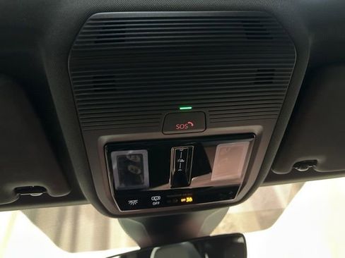 Certified 2021 Volkswagen ID.4 Pro S w/ Gradient Package image 26