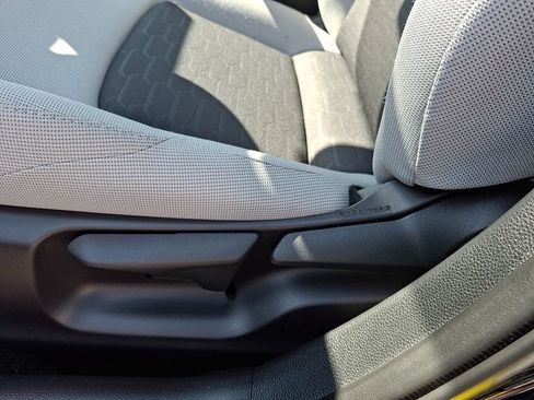 Certified 2025 Toyota Corolla SE FWD image 14