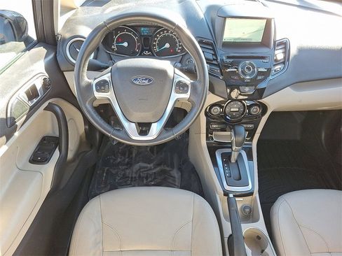 Used 2017 Ford Fiesta Titanium image 12
