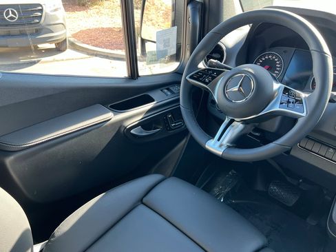 New 2026 Mercedes-Benz Sprinter 2500 image 11