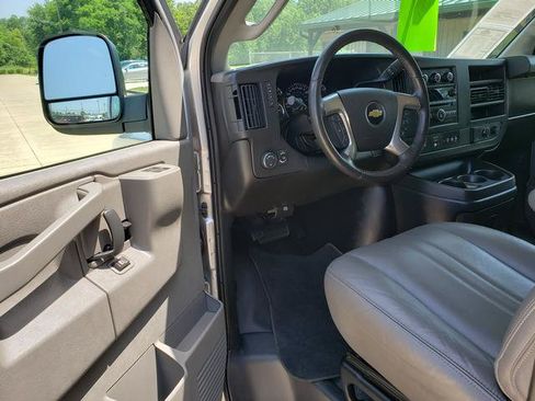Used 2016 Chevrolet Express 2500 LS RWD image 10