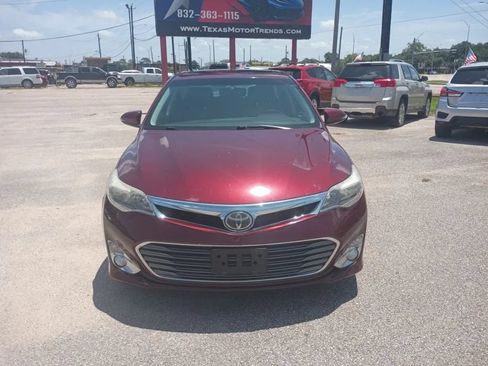 Used 2014 Toyota Avalon Limited w/ Technology Package FWD image 8