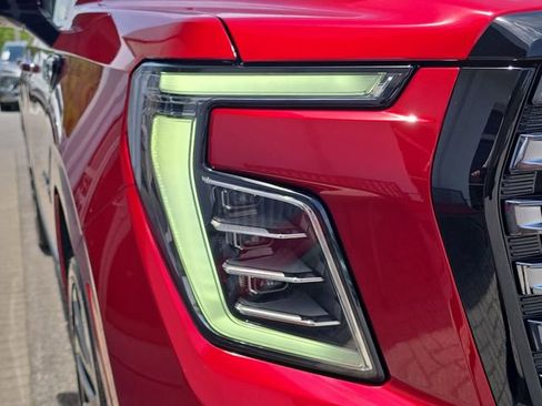 New 2026 GMC Yukon XL Denali Ultimate AWD/4WD image 10