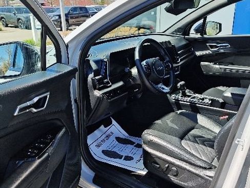 Used 2023 Kia Sportage X-Line w/ X-Line Premium Package AWD/4WD image 18
