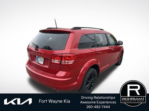 Used 2020 Dodge Journey SE w/ Blacktop Package FWD image 6