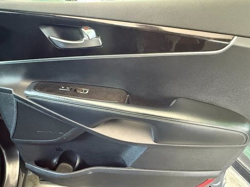 Used 2017 Kia Sorento FWD image 26