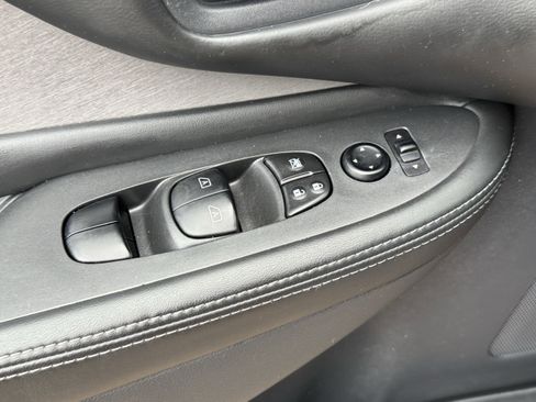 Used 2019 Nissan Murano S w/ Cargo Package image 26