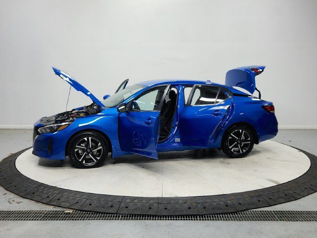 Used 2025 Nissan Sentra SV FWD image 13
