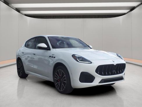 New 2024 Maserati Grecale GT image 1