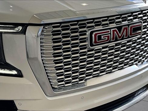 Used 2023 GMC Yukon Denali w/ Max Trailering Package AWD/4WD image 29
