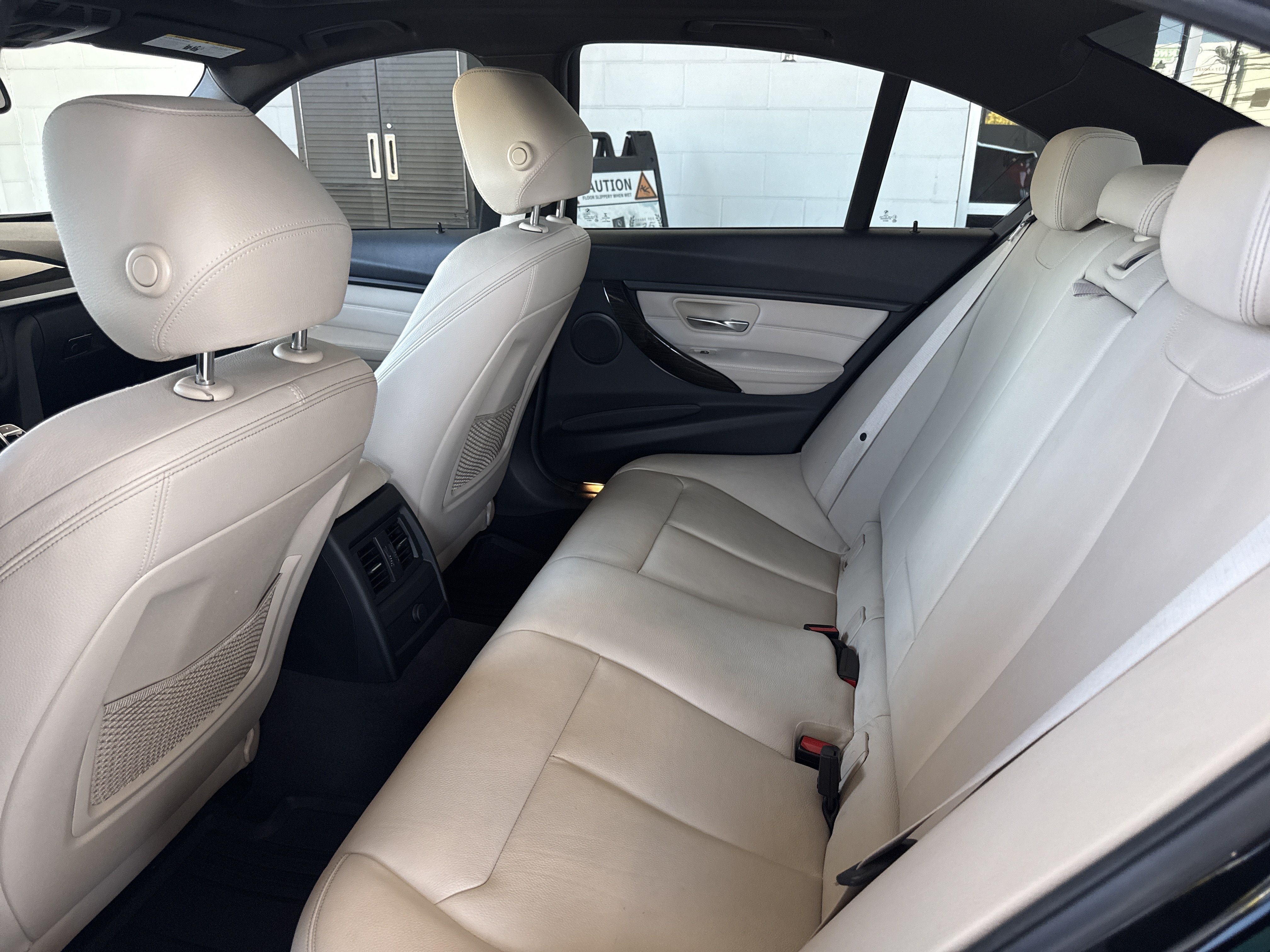 Used 2015 BMW 335i Sedan RWD image 5